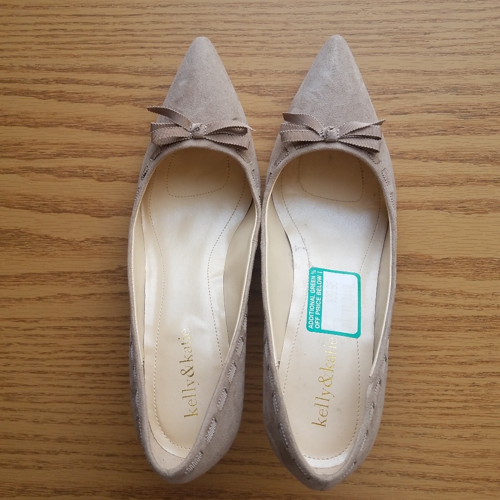 Kelly & Katie 8.5 nude/beige heels